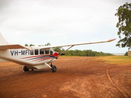 VH-MFI at Garrthalala